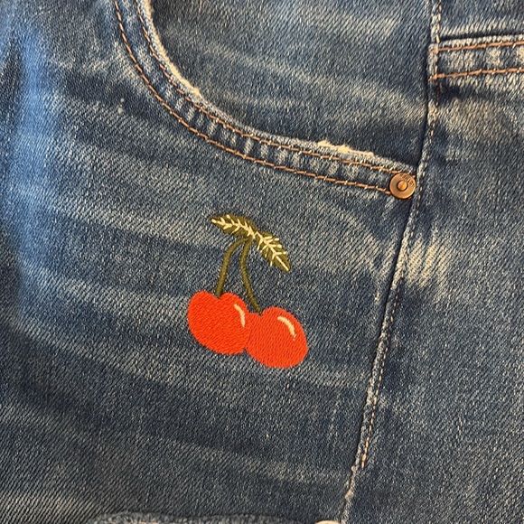 MOTHER The Rascal Cherry - Picture 5 of 7